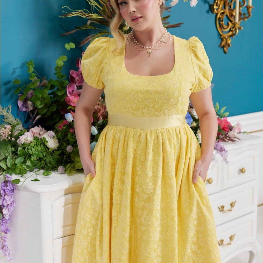 Her Universe Penelope Featherington dress Size 2x - Picture 2 of 2